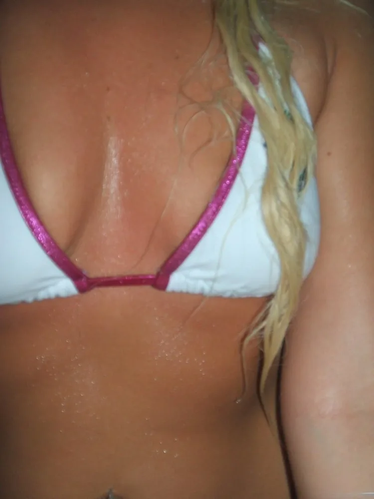 Profile example: ChloeMoon345