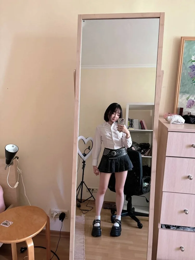 Profile example: Naomi232